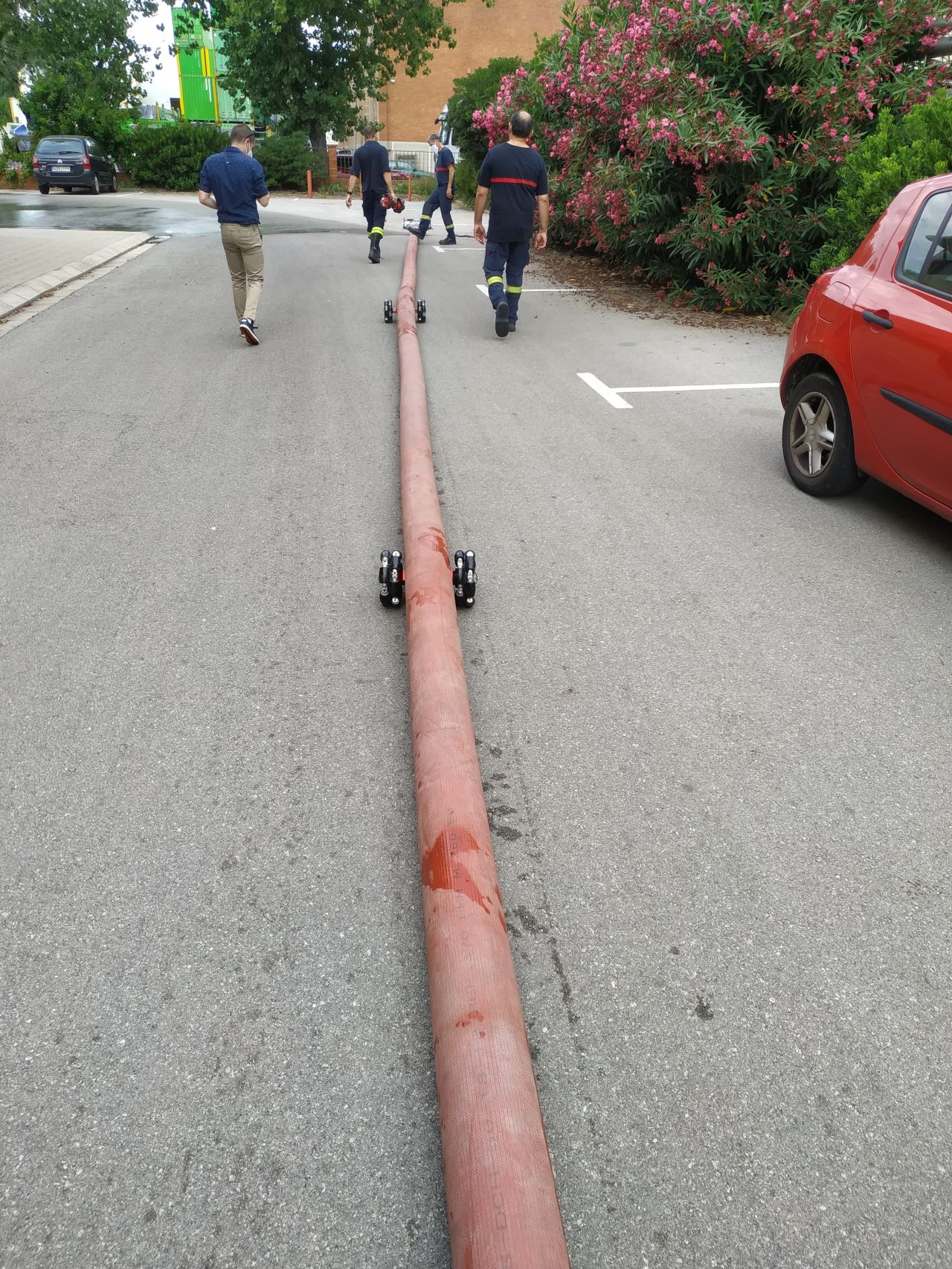 Mindenirányú kerekek Intervention tömlő