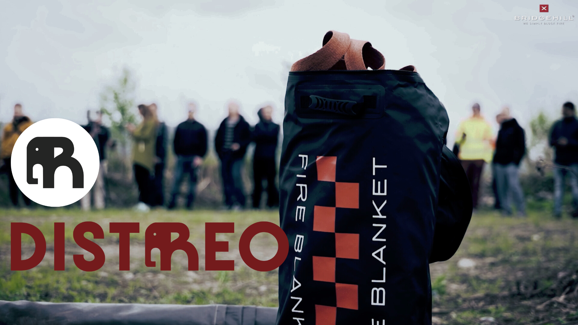 Atunci când flăcările se extind rapid: interviu cu un ofițer pompier.